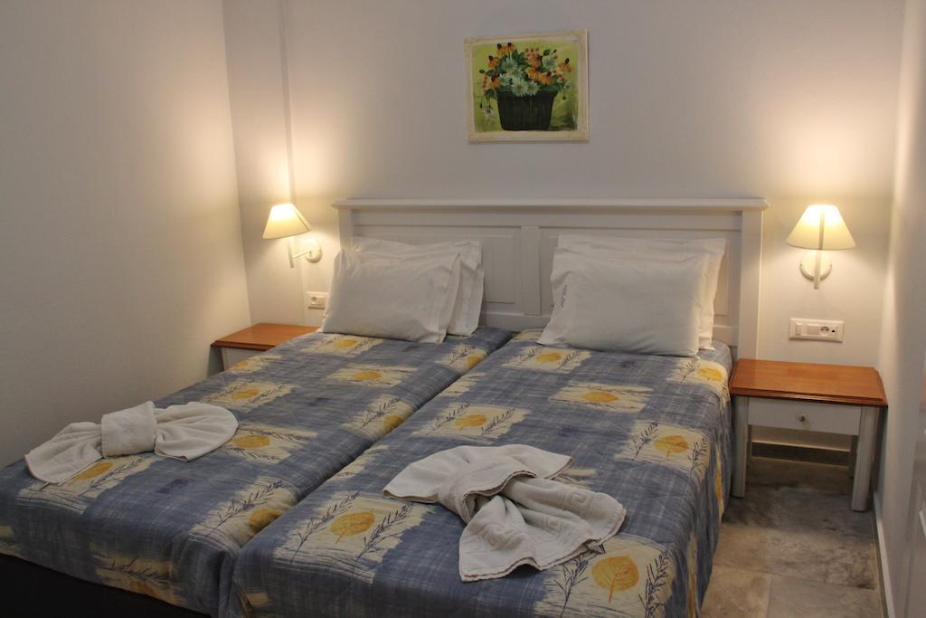 Santa Irene Aparthotel Soúgia Bilik gambar